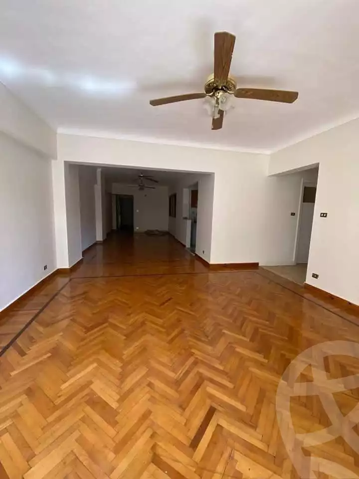 https://aqarmap.com.eg/en/listing/5701415-for-sale-alexandria-zezenia-el-amir-gameel-st