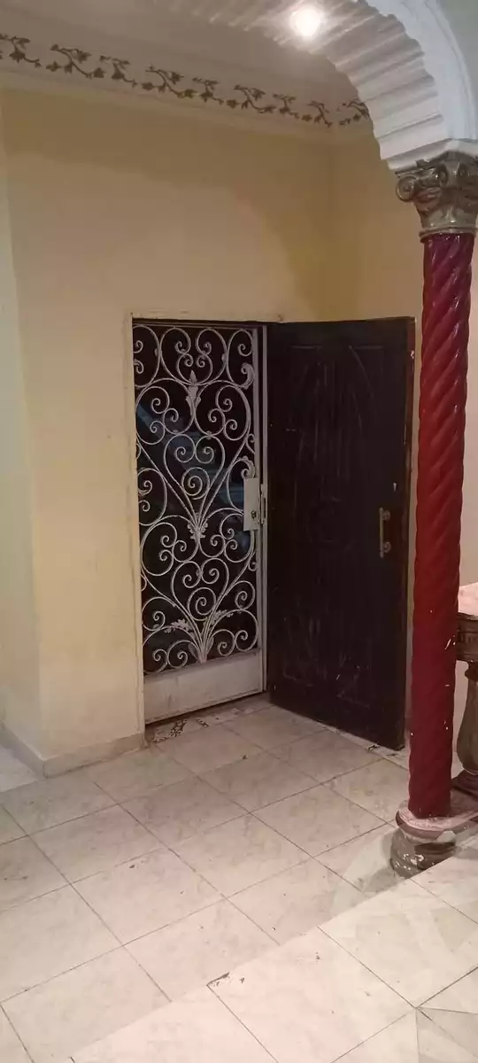 https://aqarmap.com.eg/en/listing/5701662-for-rent-alexandria-l-jmy-lbytsh-el-hay-st