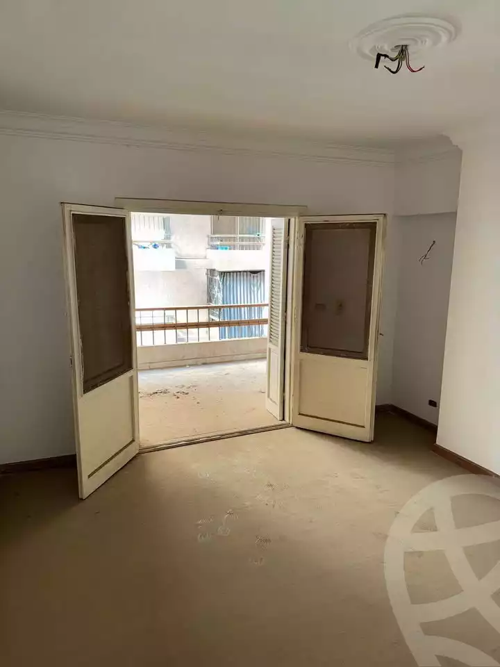 https://aqarmap.com.eg/ar/listing/5701807-for-sale-cairo-nasr-city-hay-el-waha-magles-el-wezraa-buildings