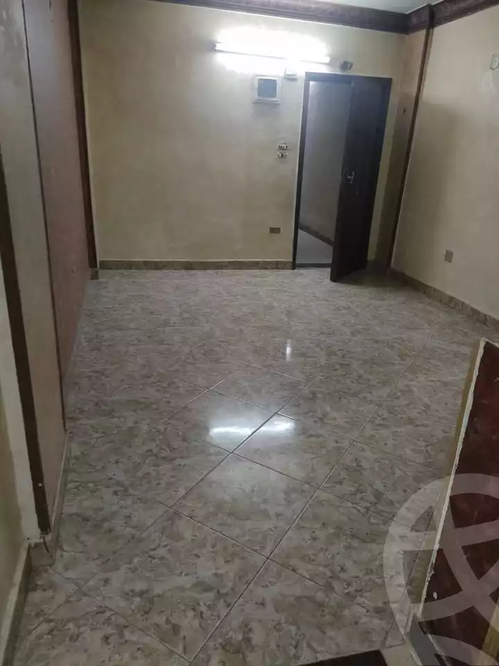 https://aqarmap.com.eg/en/listing/5701830-for-rent-cairo-mokattam-lhdb-l-ly