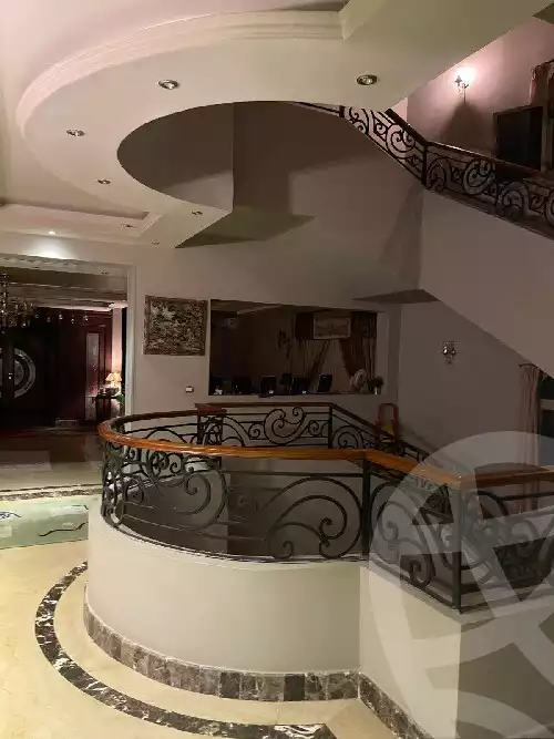 https://aqarmap.com.eg/en/listing/5702297-for-rent-cairo-new-cairo-sharq-el-akadamiya-mohammad-othman-st