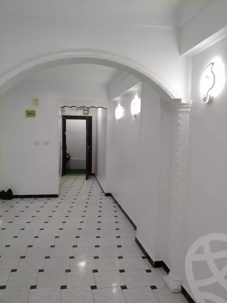 https://aqarmap.com.eg/ar/listing/5685412-for-sale-alexandria-el-asafra-shr-45