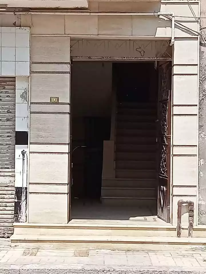 https://aqarmap.com.eg/en/listing/5702817-for-sale-beheira-damanhour-damanhour-city-el-rawda-st