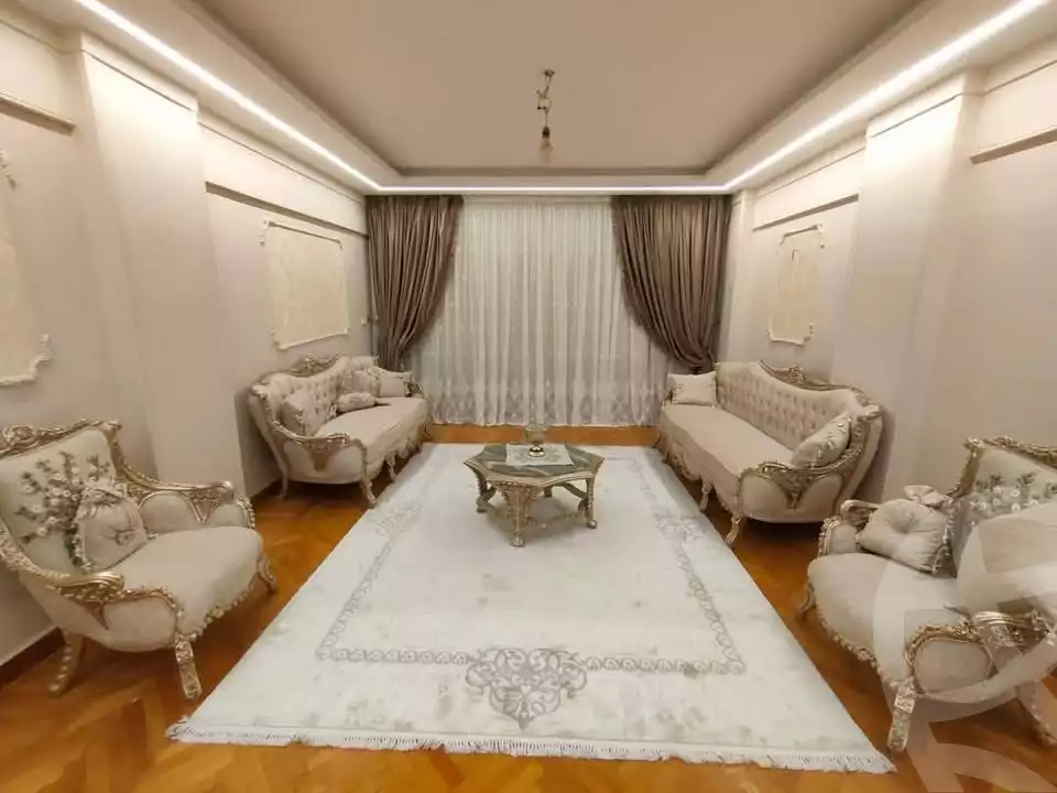 https://aqarmap.com.eg/ar/listing/5703074-for-sale-alexandria-bolekly