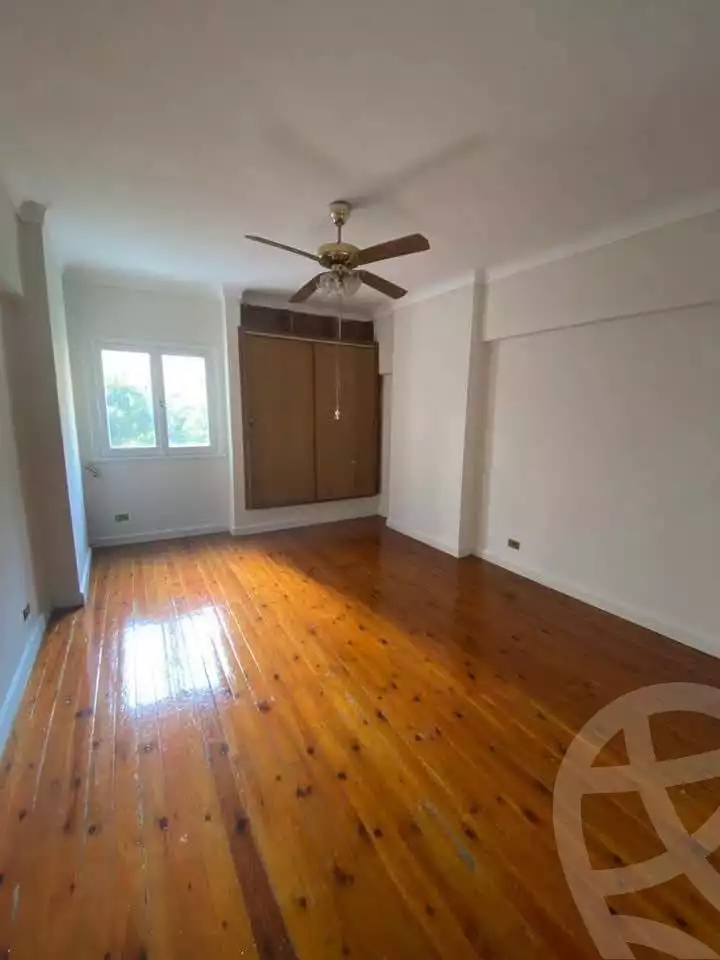 https://aqarmap.com.eg/ar/listing/5703151-for-sale-alexandria-zezenia-el-amir-gameel-st