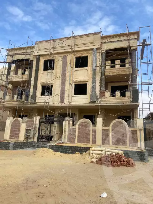 https://aqarmap.com.eg/ar/listing/5703810-for-sale-cairo-new-cairo-el-kornfol-el-kornfol-4