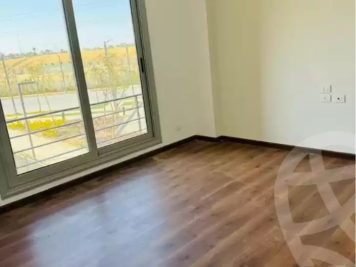 https://aqarmap.com.eg/en/listing/5704339-for-rent-cairo-6th-of-october-compounds-palm-parks