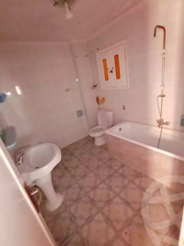 https://aqarmap.com.eg/en/listing/5705707-for-sale-alexandria-l-jmy-el-hanouvel-abo-el-shawareb-st