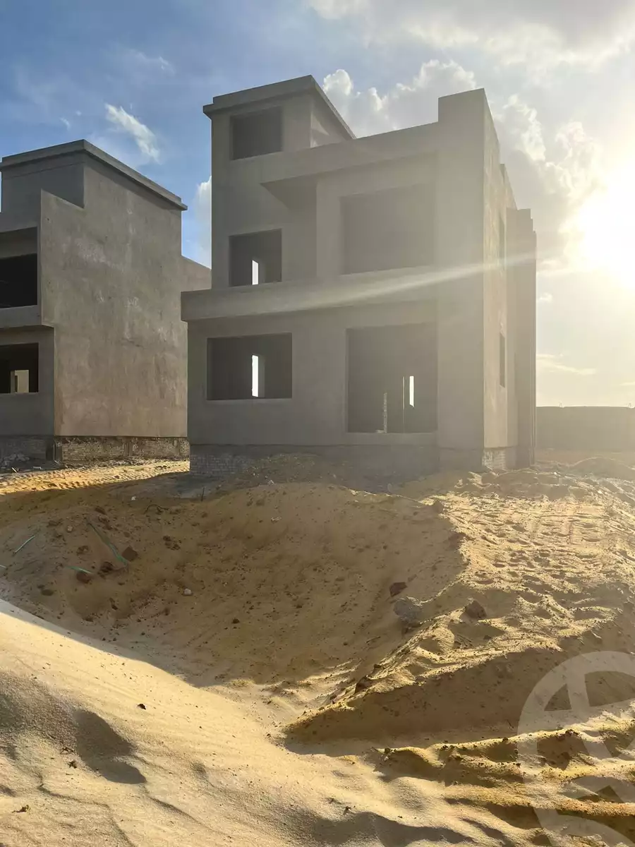 https://aqarmap.com.eg/en/listing/5705815-for-sale-cairo-el-sheikh-zayed-city-lshykh-zyd-ljdyd-lake-west-2-cairo-capital