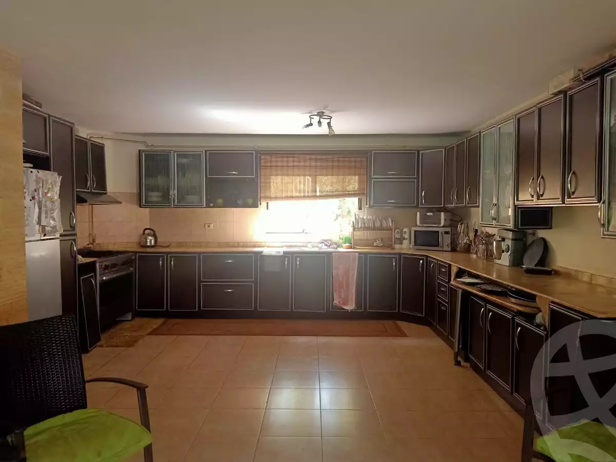 https://aqarmap.com.eg/en/listing/5705975-for-sale-cairo-el-sheikh-zayed-city-compounds-el-yasmeen-compound
