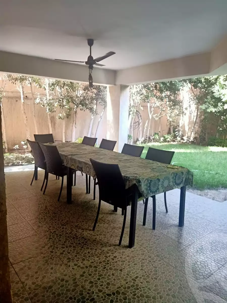 https://aqarmap.com.eg/en/listing/5705975-for-sale-cairo-el-sheikh-zayed-city-compounds-el-yasmeen-compound