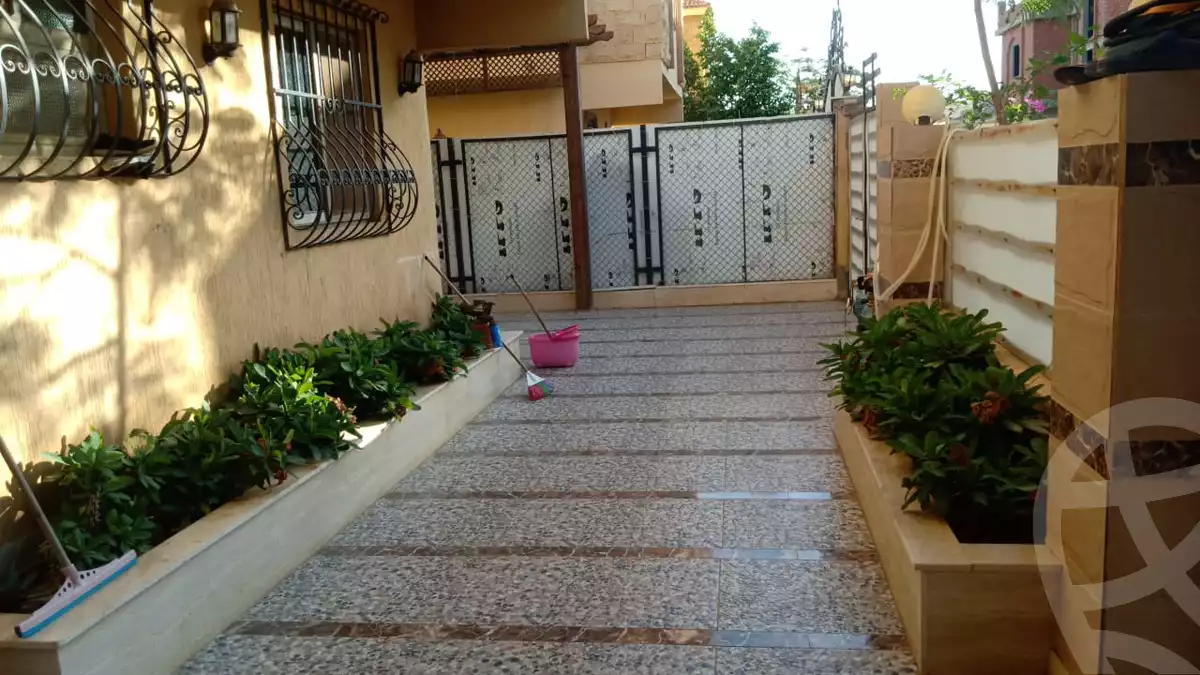 https://aqarmap.com.eg/en/listing/5705987-for-sale-cairo-6th-of-october-compounds-green-plaza-compound-qebaa