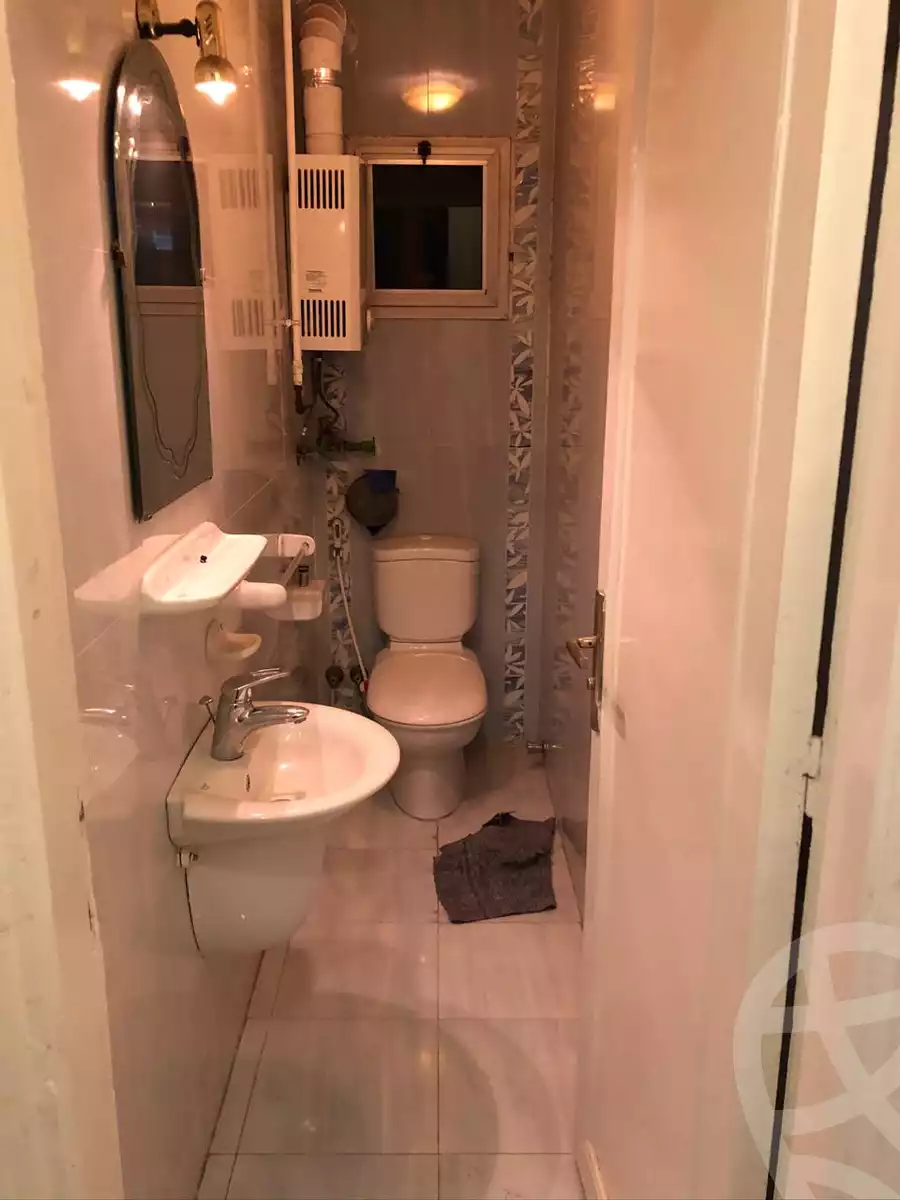 https://aqarmap.com.eg/en/listing/5706377-for-rent-cairo-al-zamalek-shr-hsn-sm