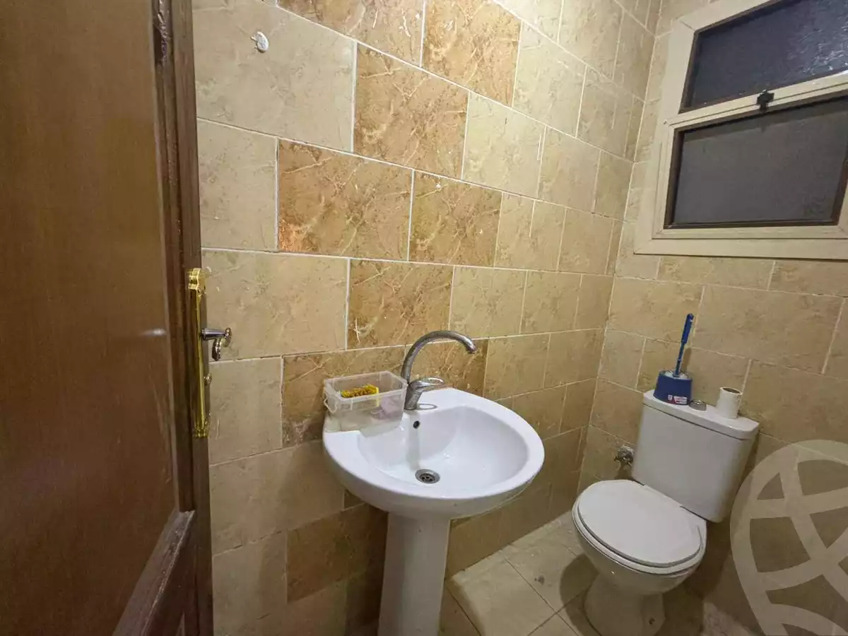 https://aqarmap.com.eg/en/listing/5706808-for-sale-alexandria-ganaklis-shr-mrtdy-bsh