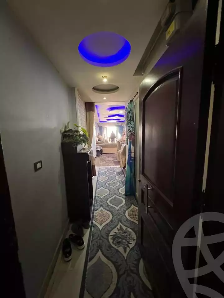 https://aqarmap.com.eg/ar/listing/5707317-for-sale-alexandria-moharram-bey-kanal-al-mahmoudeya-al-bahri-st