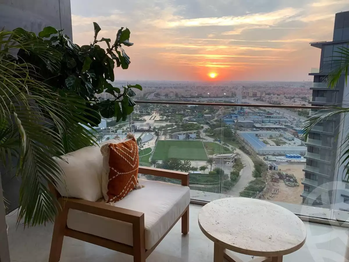 https://aqarmap.com.eg/ar/listing/5707665-for-sale-cairo-el-sheikh-zayed-city-compounds-zyd-wr-llttwyr-z-tower