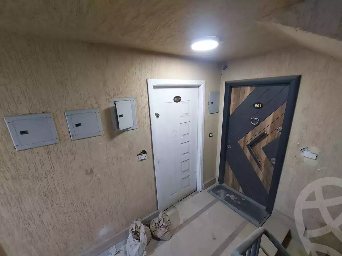 https://aqarmap.com.eg/ar/listing/5707689-for-sale-cairo-nasr-city-compounds-arena-city-towers