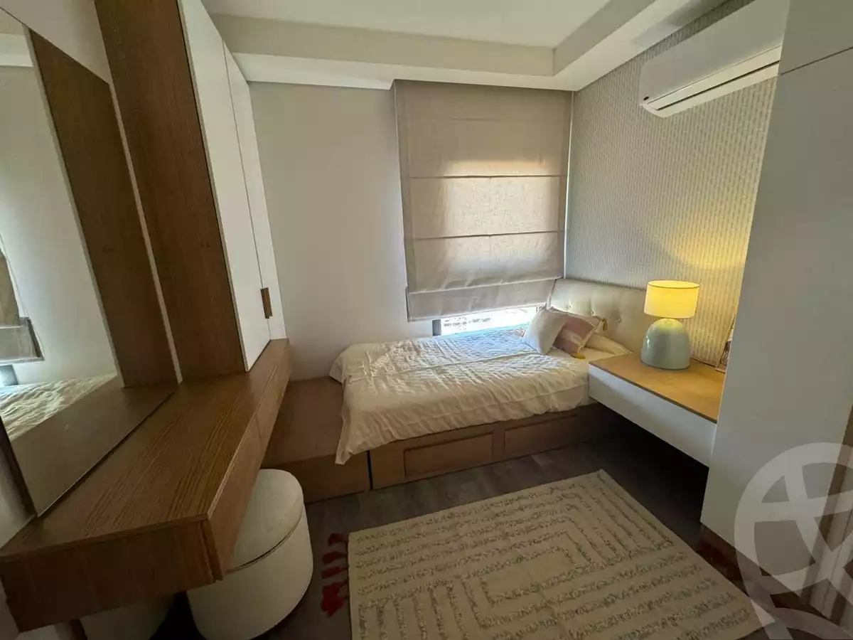 https://aqarmap.com.eg/ar/listing/5707708-for-sale-cairo-el-sheikh-zayed-city-compounds-zyd-wr-llttwyr-park-towers-zed-el-sheikh-zayed-compound
