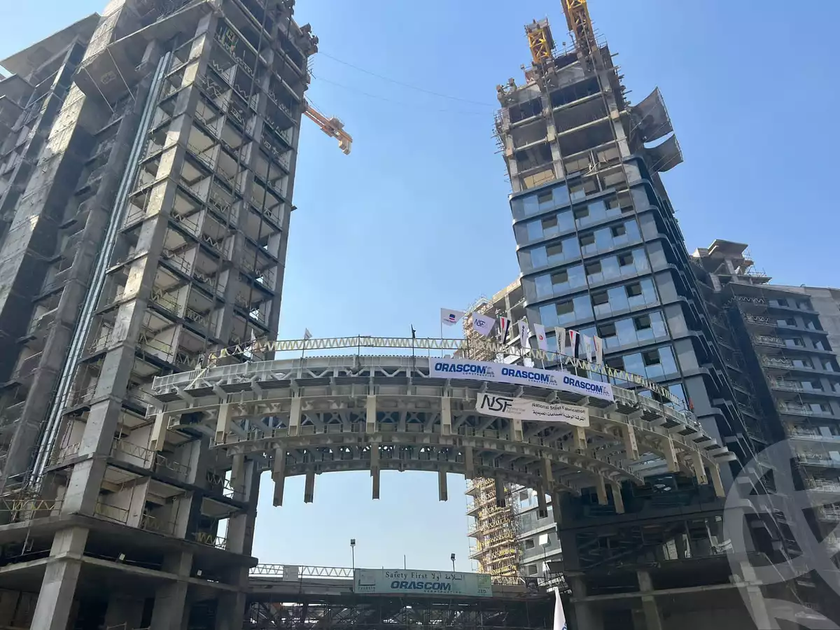 https://aqarmap.com.eg/ar/listing/5707708-for-sale-cairo-el-sheikh-zayed-city-compounds-zyd-wr-llttwyr-park-towers-zed-el-sheikh-zayed-compound
