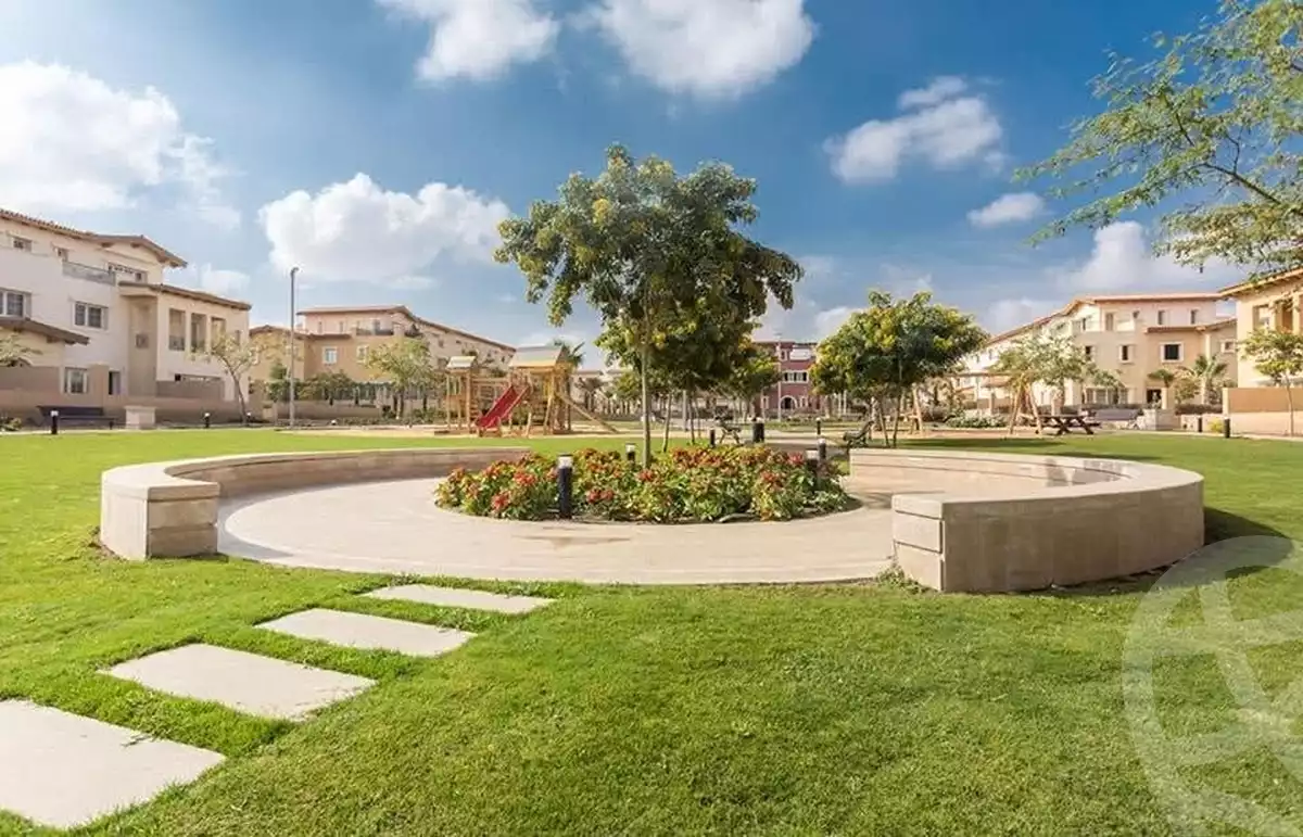 https://aqarmap.com.eg/en/listing/5759464-for-sale-cairo-new-cairo-compounds-hyde-park-parkway-hyde-park-compound