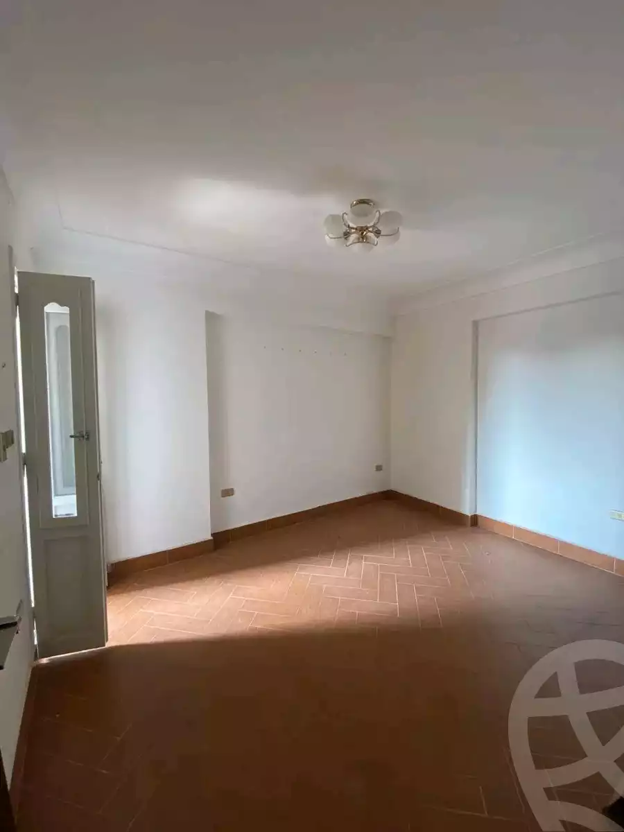https://aqarmap.com.eg/en/listing/5709604-for-sale-alexandria-l-jmy-lbytsh-al-kaada-st