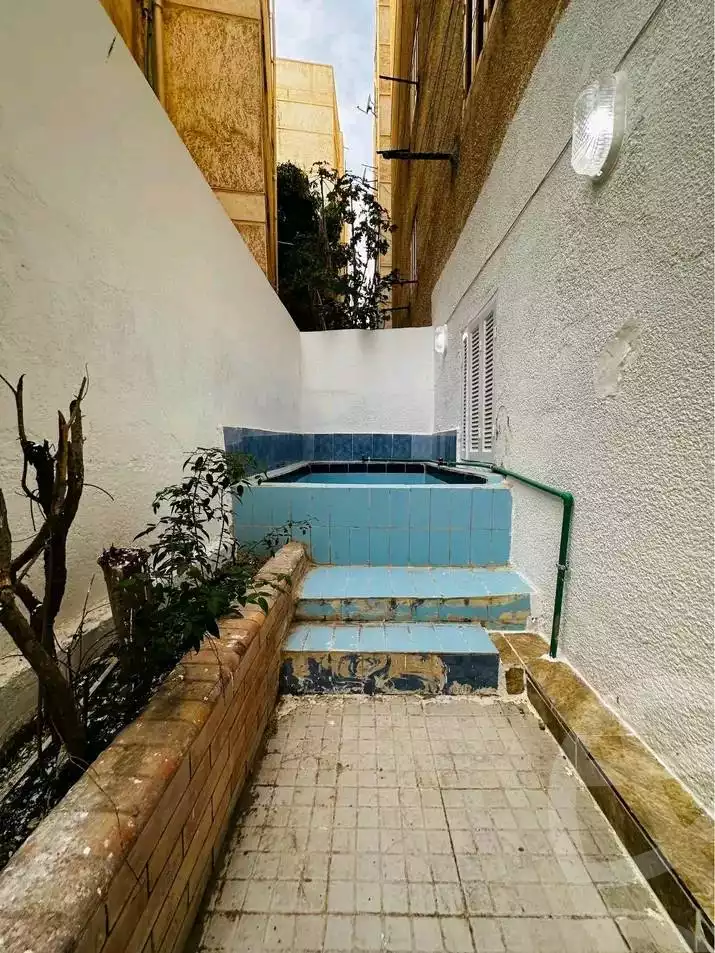 https://aqarmap.com.eg/en/listing/5711125-for-sale-alexandria-l-jmy-shataa-el-nakheel