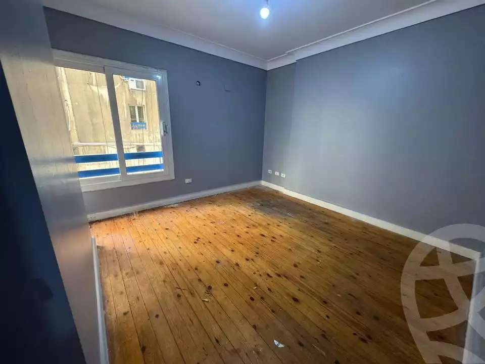 https://aqarmap.com.eg/ar/listing/5711509-for-rent-alexandria-zezenia
