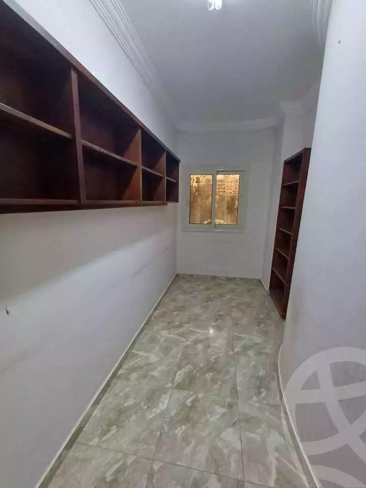 https://aqarmap.com.eg/ar/listing/5714546-for-rent-cairo-mokattam-lhdb-l-ly