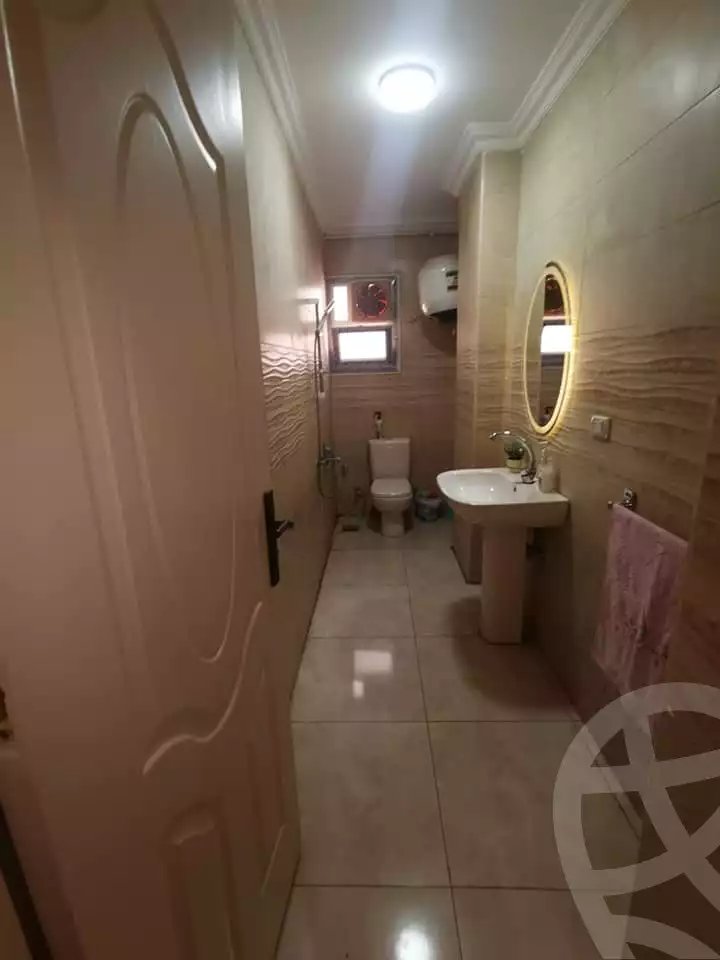 https://aqarmap.com.eg/en/listing/5715278-for-rent-cairo-mokattam-el-hadabah-el-wosta-rd-lmbhth