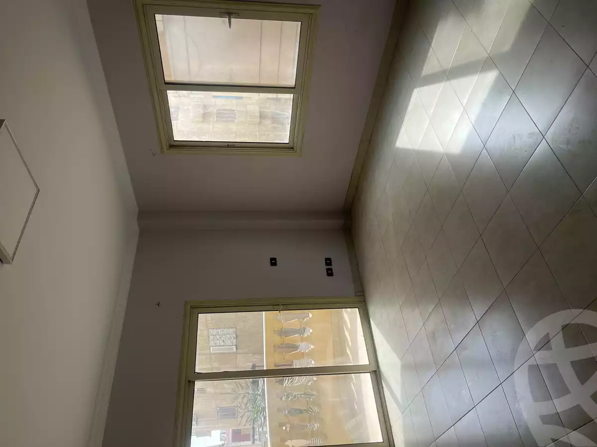 https://aqarmap.com.eg/en/listing/5721315-for-sale-cairo-new-cairo-el-ahyaa-third-neighborhood-street-1