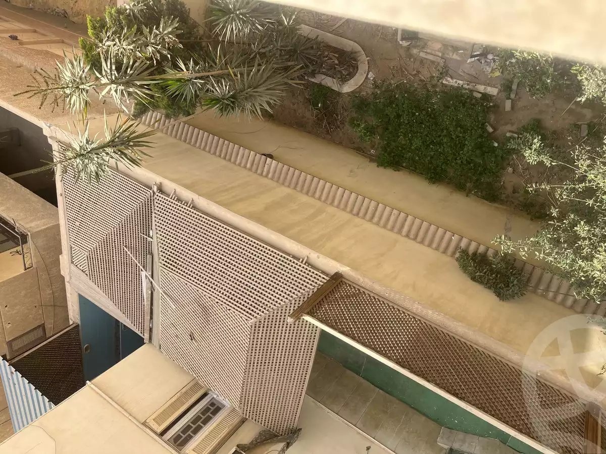https://aqarmap.com.eg/en/listing/5721315-for-sale-cairo-new-cairo-el-ahyaa-third-neighborhood-street-1