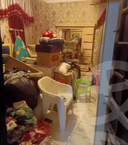 https://aqarmap.com.eg/en/listing/5722266-for-sale-alexandria-alhadara-new-el-hadra-al-sadat-st