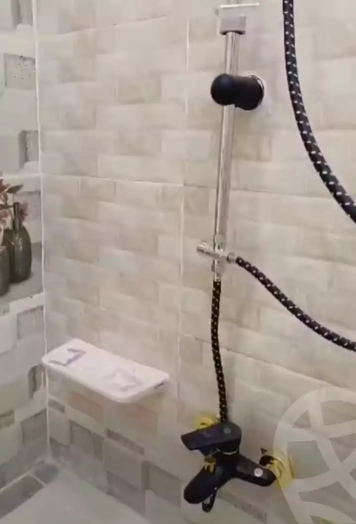 https://aqarmap.com.eg/ar/listing/5722706-for-sale-alexandria-l-jmy-el-hanouvel-abo-bakr-el-sedeek-st