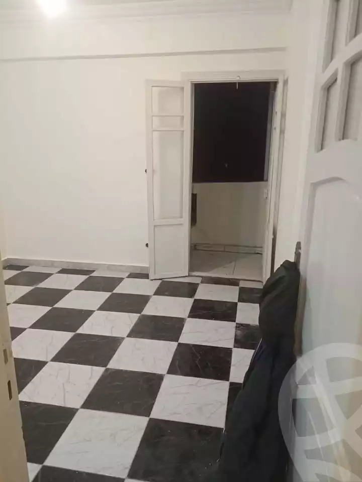 https://aqarmap.com.eg/en/listing/5724994-for-sale-alexandria-el-asafra-shr-45