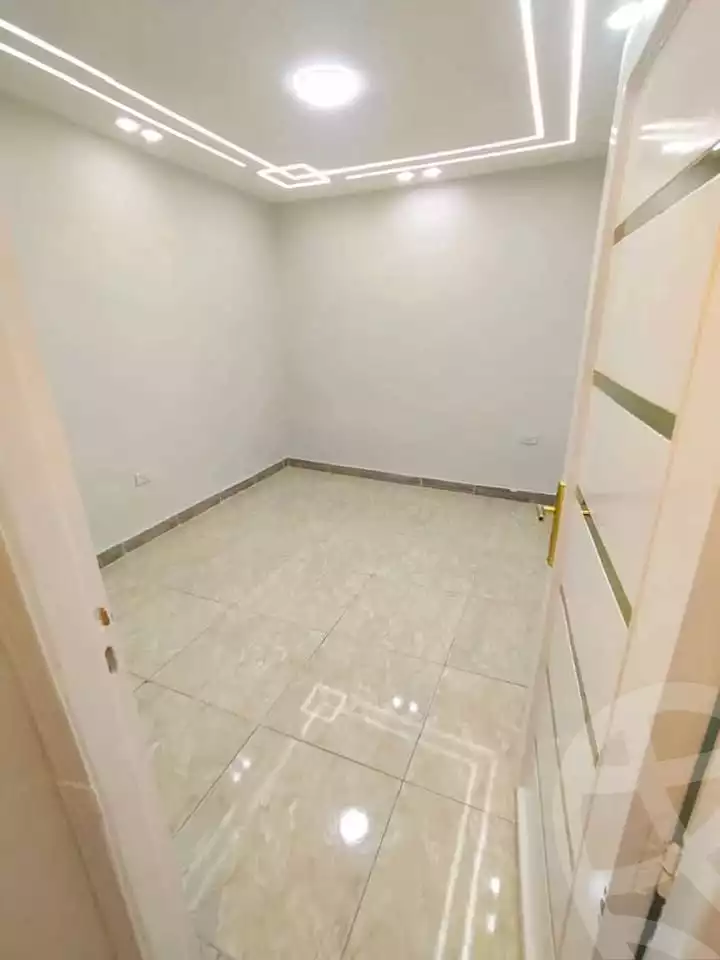 https://aqarmap.com.eg/ar/listing/5725102-for-sale-alexandria-l-jmy-el-hanouvel-abo-bakr-el-sedeek-st