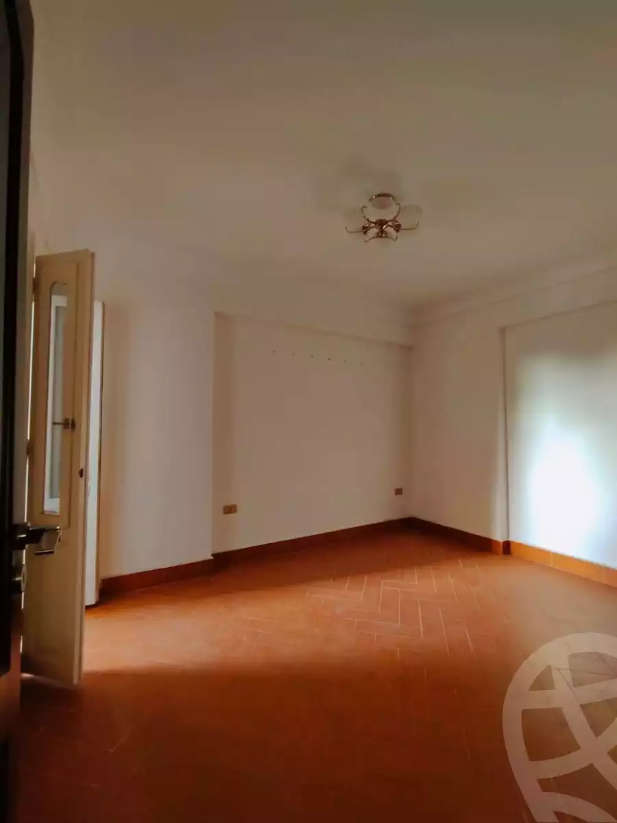 https://aqarmap.com.eg/en/listing/5727609-for-sale-alexandria-l-jmy-lbytsh-al-kaada-st