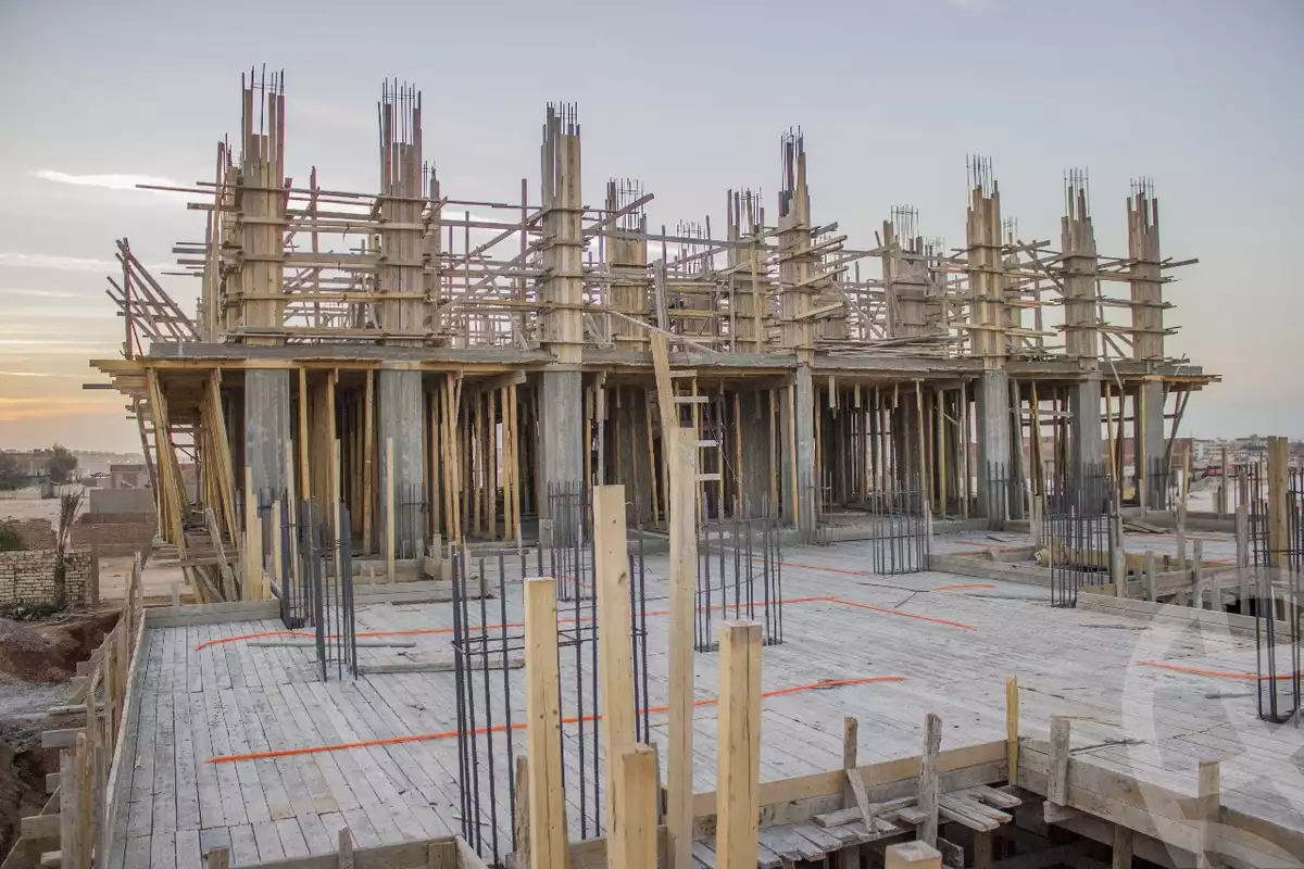 https://aqarmap.com.eg/ar/listing/5728966-for-sale-cairo-el-shorouk-compounds-sky-view-compound-emaar