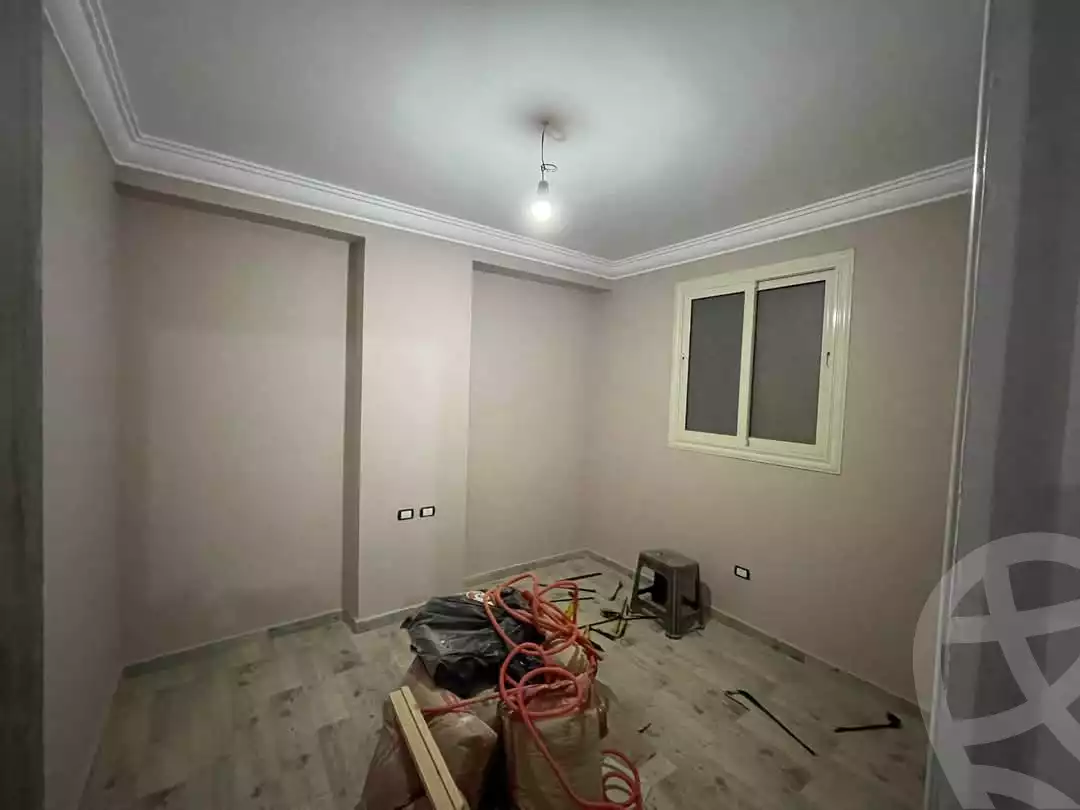 https://aqarmap.com.eg/en/listing/5729129-for-sale-cairo-helwan-hadayek-helwan-el-eshrein-st