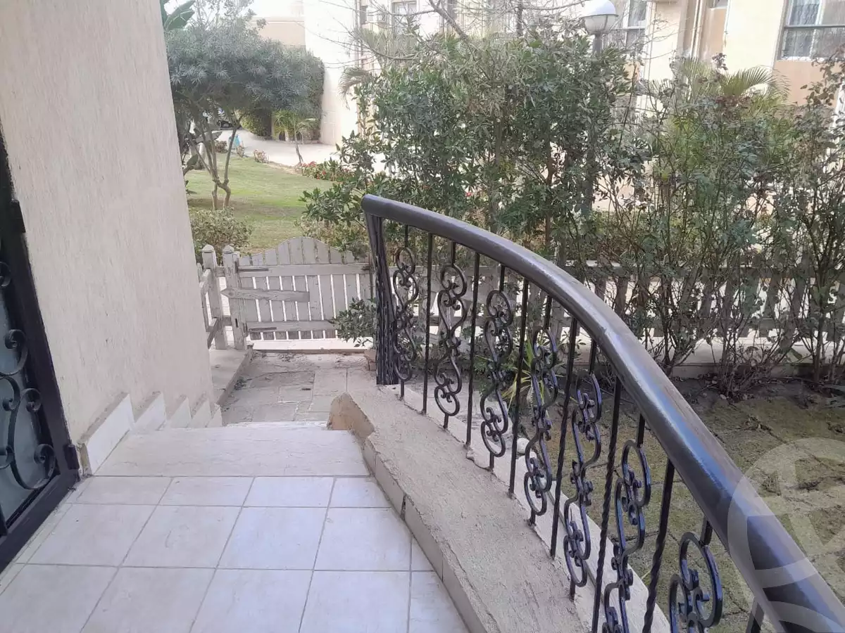 https://aqarmap.com.eg/en/listing/5729612-for-rent-cairo-new-cairo-lrhb-city-phase-8