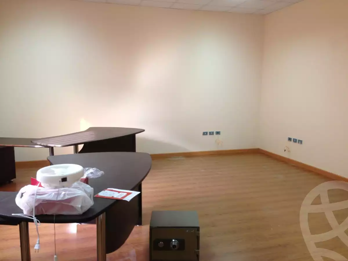 https://aqarmap.com.eg/en/listing/5730559-for-sale-alexandria-cairo-alexandria-desert-road