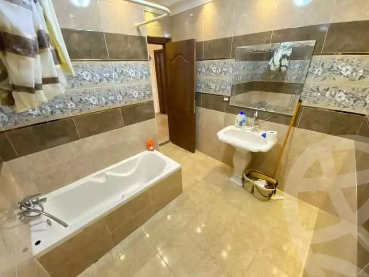 https://aqarmap.com.eg/en/listing/5731700-for-sale-alexandria-zezenia