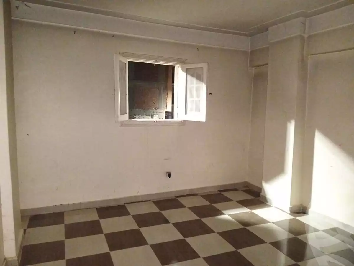 https://aqarmap.com.eg/ar/listing/5733092-for-rent-alexandria-l-jmy-el-kilo-21
