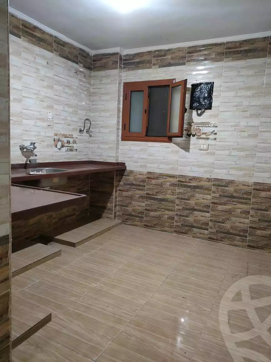 https://aqarmap.com.eg/en/listing/5734880-for-rent-alexandria-l-jmy-el-kilo-21