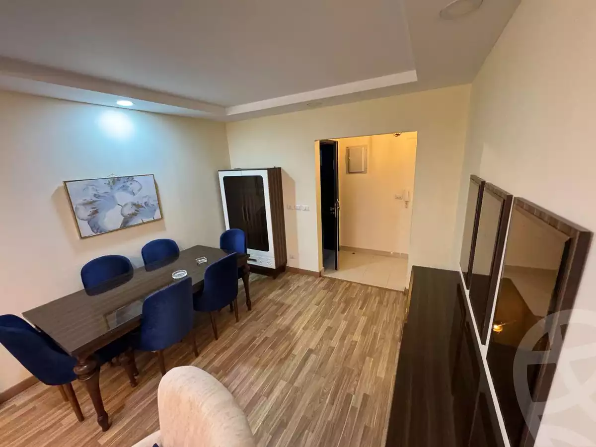 https://aqarmap.com.eg/en/listing/5734901-for-rent-cairo-el-sheikh-zayed-city-compounds-dh-drys