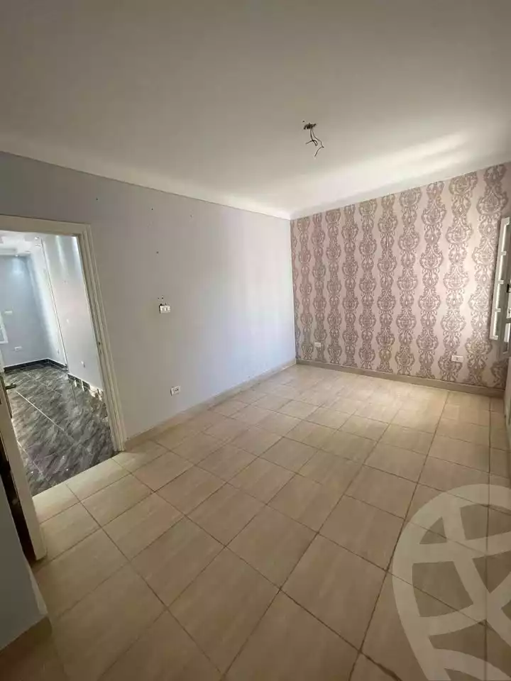 https://aqarmap.com.eg/en/listing/5735815-for-rent-alexandria-zezenia