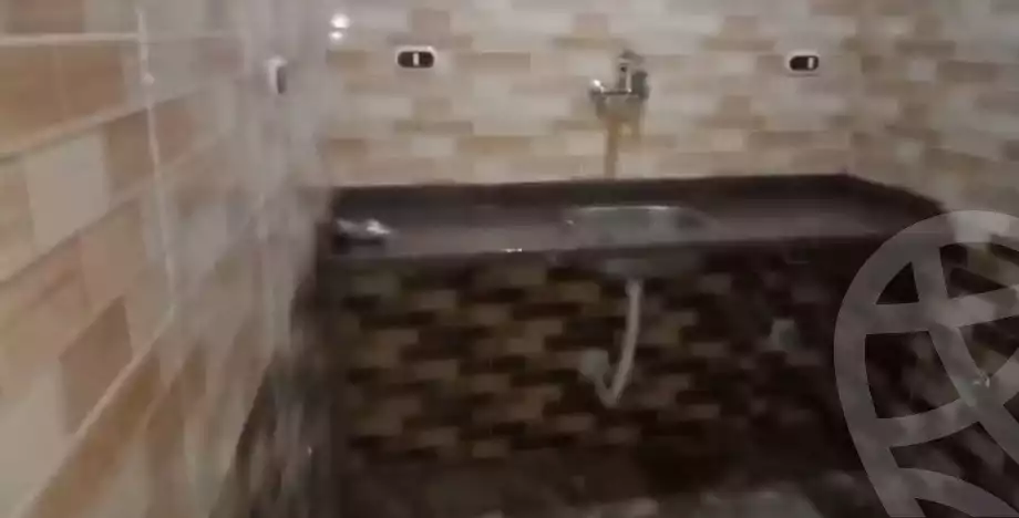https://aqarmap.com.eg/en/listing/5736197-for-rent-alexandria-l-jmy-el-daresa-st