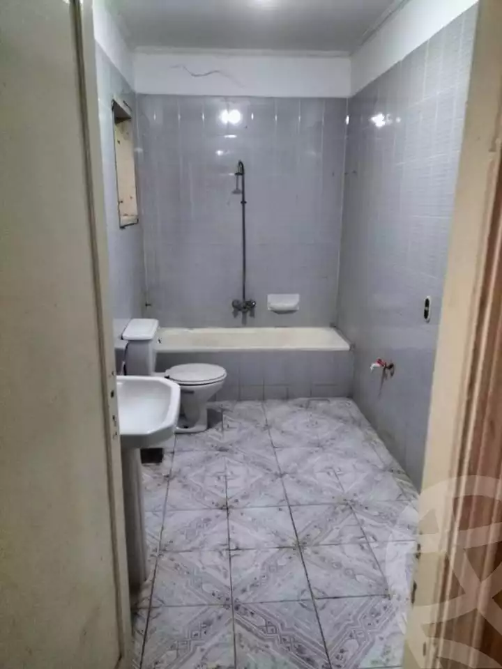 https://aqarmap.com.eg/en/listing/5736239-for-sale-alexandria-l-jmy-lbytsh-el-hay-st