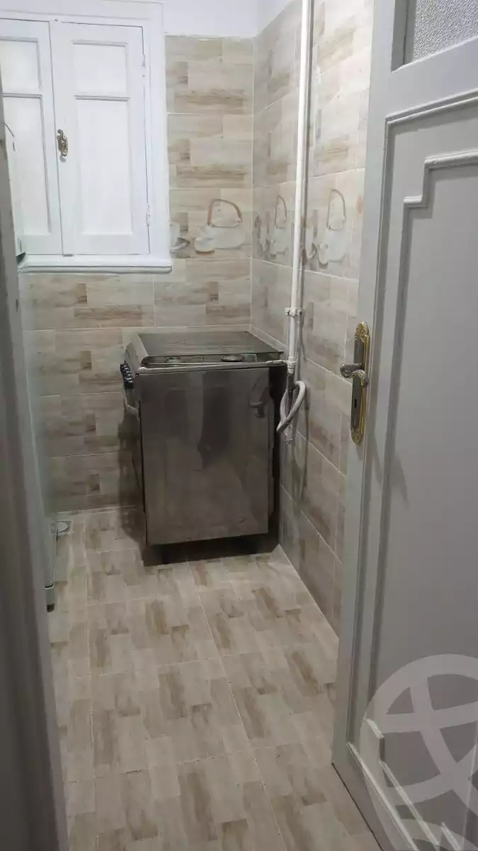 https://aqarmap.com.eg/en/listing/5736478-for-sale-alexandria-moharram-bey-grin-st