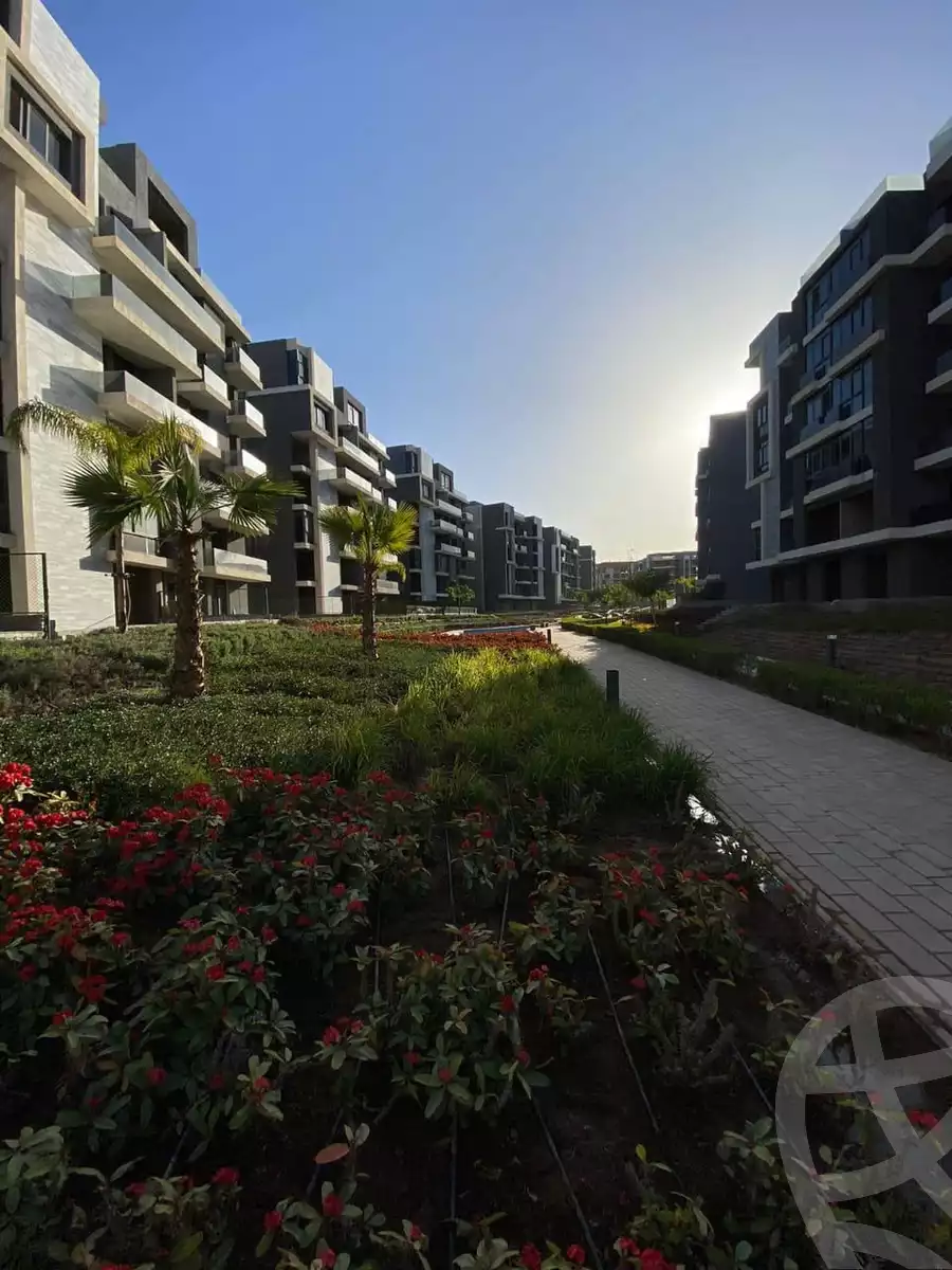 https://aqarmap.com.eg/en/listing/5737464-for-sale-cairo-6th-of-october-hadaeq-october-kmbwnd-fy-hdyq-ktwbr-sun-capital