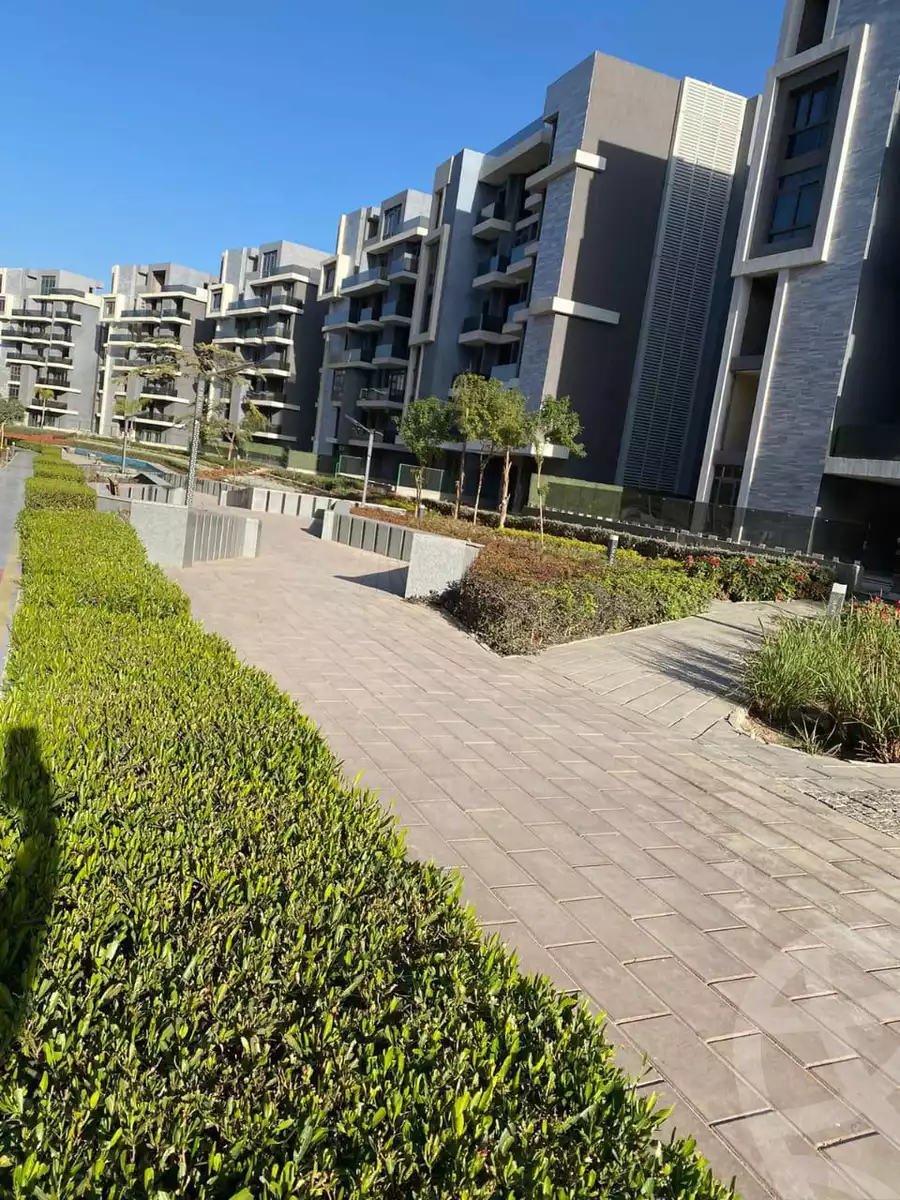 https://aqarmap.com.eg/ar/listing/5737532-for-sale-cairo-6th-of-october-hadaeq-october-kmbwnd-fy-hdyq-ktwbr-sun-capital